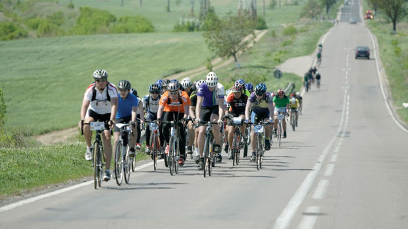 350 de participanți și tot atâtea motive!** Ediția a șasea a ediției "Cu bicicleta la mare" a strâns un număr impresionant de oameni