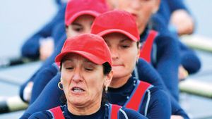 Echipajul feminin de canotaj a câștigat aurul al Atena