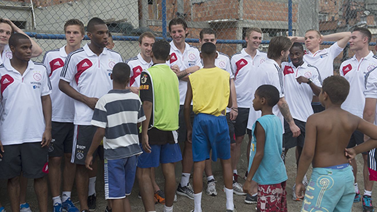 Steaua, piedică în calea visului lui Ajax:** "Nu trebuie să ne gândim la finală, românii au echipă mare!" Ce l-a speriat pe Frank de Boer