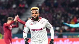 Boupendza a declarat război Rapidului, după anunțul lui Angelescu. Reacția gabonezului: „Nu credeți ce auziți. Fiecare poveste are două versiuni"