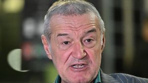 Gigi Becali, în alertă! Doi titulari de la Universitatea Craiova au trecut peste accidentări și sunt gata de meciul cu FCSB