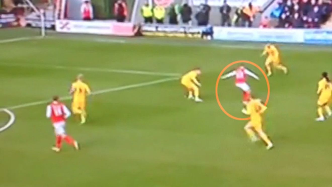 VIDEO | Golul săptămânii nu s-a marcat într-un meci între naționale. Vezi reușita cu adevărat impresionantă