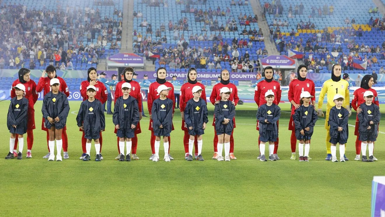 „Poate ajung la închisoare, poate vor fi ucise”. A sfidat regimul din Iran și se teme pentru ce urmează