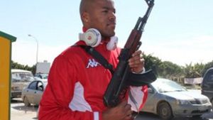 FOTO Fotbal cu arma în mână!** Bătaia din meciul cu Dinamo a fost doar un "aperitiv" pentru cei de la ȚSKA Sofia :)