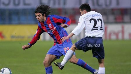 Bătălia "indirectelor"! Cine arbitrează lupta pentru titlu?