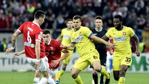 A devenit realitate. Milionarul cu castel, fost jucător la Dinamo și FCSB, a preluat legendara echipă din România: „E sponsorul principal”