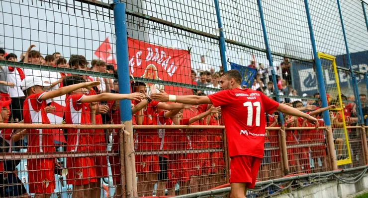 Alexandru Aftanache se desparte cu regret de Costel Enache, antrenorul care l-a adus în fotbalul profesionist: ”Mi-a schimbat cariera. Fără el, cred că și acum eram pe la Deleni.” EXCLUSIV