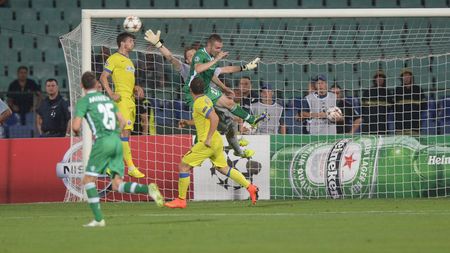 Momente incredibile petrecute în drumul spre vestiare! Ce s-a întâmplat între Szukala și Arlauskis