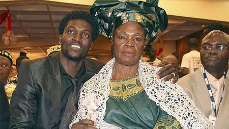 Dezvăluiri cutremurătoare ale lui Adebayor: "De multe ori am vrut să mă sinucid. Frații mei m-au amenințat cu cuțitul". Istoria problemelor togolezului cu familia sa