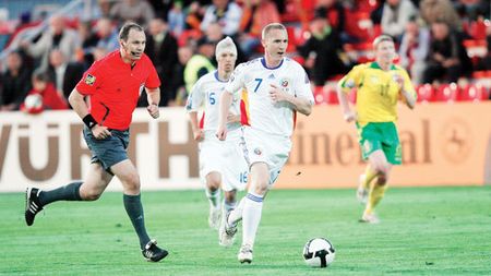 "Vin la Rapid după ce vinde Copos!"** Tiberiu Ghioane îl atacă dur pe patronul din Giulești