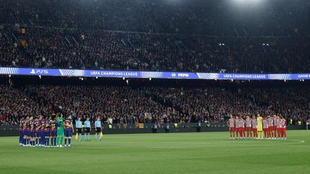 FC Barcelona: „Mircea Lucescu, jucător și antrenor de legendă!”