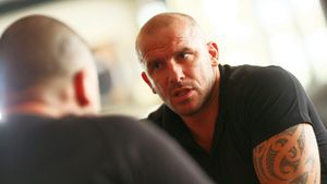 Sfatul de aur prin care nașul Nicu Gheară l-a salvat pe Cătălin Zmărăndescu! „A fost omul care mi-a întins mâna când toată lumea mă împingea în groapă! M-a ținut lângă el” | VIDEO