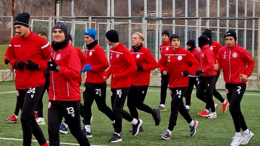 CSM Slatina a reluat pregătirile! Daniel Oprescu a mai renunțat la doi jucători și pregătește două achiziții: ”Vrem fotbaliști care se încadrează în fondul salarial”