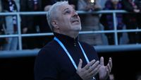 E gata! Marius Șumudică a ajuns la Cluj pentru negocierile finale cu Nelu Varga