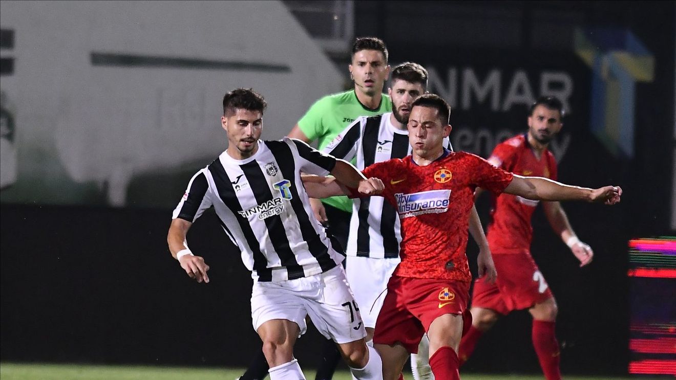 Ilie Dumitrescu distruge strategia de la FCSB. „N-am văzut asta nici la PSG! Aici e cu totul altă treabă!”