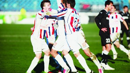 "Killerul" timid are două "avioane" la activ:** "Abia când l-am văzut la TV am conștientizat că e frumos"