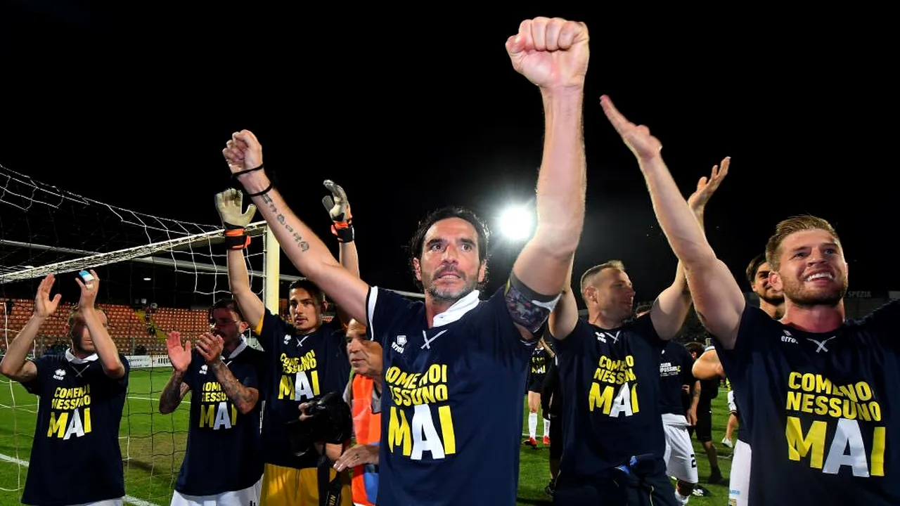 După trei ani în exil, Parma a revenit în Serie A! Clubul a promovat după un final dramatic de campionat. Novara, echipa lui George Pușcaș, a retrogradat în Serie C
