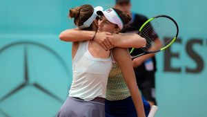 Haosul continuă la Australian Open! Încă două persoane, între care partenera de dublu a Irinei Begu, reținute și închise în hotel cu Novak Djokovic: „Pe aeroport nu au zis nici pâs!"