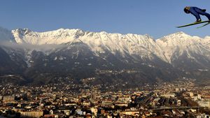 De ce iubim săriturile cu schiurile! Atenție: 17 fotografii de la care riști să te ia cu amețeli!