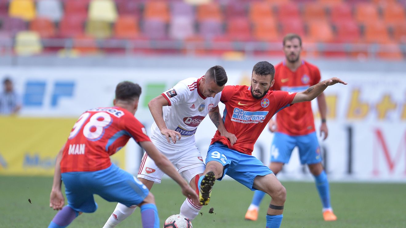 "S-ar putea să nu-și găsească locul". Jucătorul a fost adus cu mare fast la FCSB, dar acum e mai mult rezervă