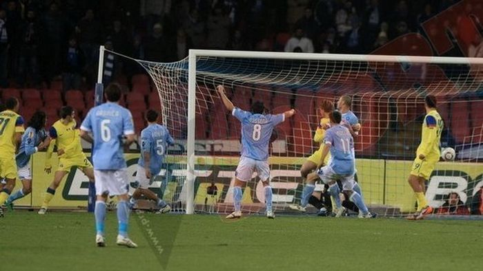 Steliștii de la națională vor turba!** Cum a reacționat "coșmarul" Cavani când a aflat că se reîntâlnește cu "victima" Tătărușanu