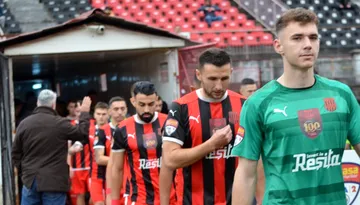 ACSM Reșița pleacă și ea din România pentru cantonamentul de iarnă. Cristian Bobar a anunțat că doi jucători noi vor ajunge sub comanda lui Flavius Stoican