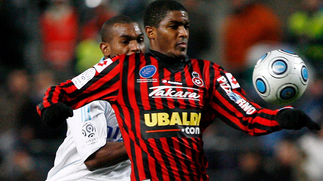 "Voiam să aducem un atacant francez la Rapid!"** VEZI CINE