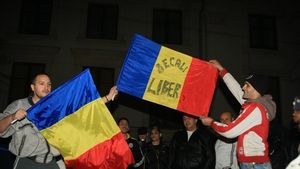 La Revoluție, Becali era lăcătuș-mecanic și păzea robineți! Vezi povestea lui "Geli din Pipera"