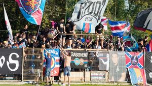 EXCLUSIV | Steaua lui Lăcătuș produce bani! Echipa din liga a patra își asigură o bună parte din buget după ce a semnat două contracte de sponsorizare pe sume impresionante

