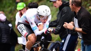 Avem marele favorit la câștigarea Turului Franței 2021: Tadej Pogacar! Slovenul și-a spulberat adversarii în contratimpul individual din etapa a 5-a