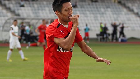 VIDEO Granzii îl voiau ca închizător, dar el nu se mai oprește din marcat!** EUROGOLUL care a schimbat liderul în Liga I