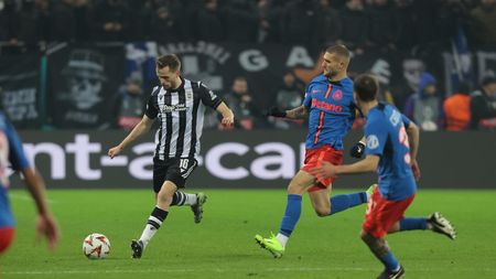Daniel Bîrligea, out de la FCSB, după numai 45 de minute cu PAOK! Gigi Becali a luat decizia și și-a băgat favoritul la pauză, forțat de situație