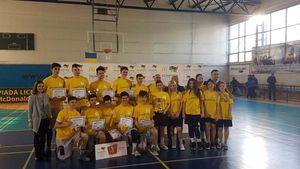 Olimpiada Liceelor McDonald's și-a aflat câștigătorii la baschet feminin și masculin. MVP-urile turneului vor să ajungă în SUA. "Jucătorul preferat e LeBron James". FOTO 