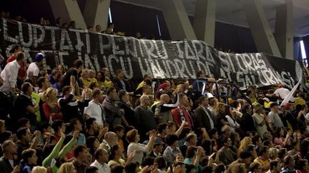 "Investitorii" de la "U" Cluj au fost demascați!** Situație incredibilă: "S-a făcut o anchetă internă! Sunt niște impostori, niște no-name-uri!"