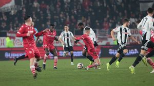 Imagini fabuloase! Ce a făcut Ştefan Bănică jr. la vestiare, după Dinamo - U Cluj 0-0