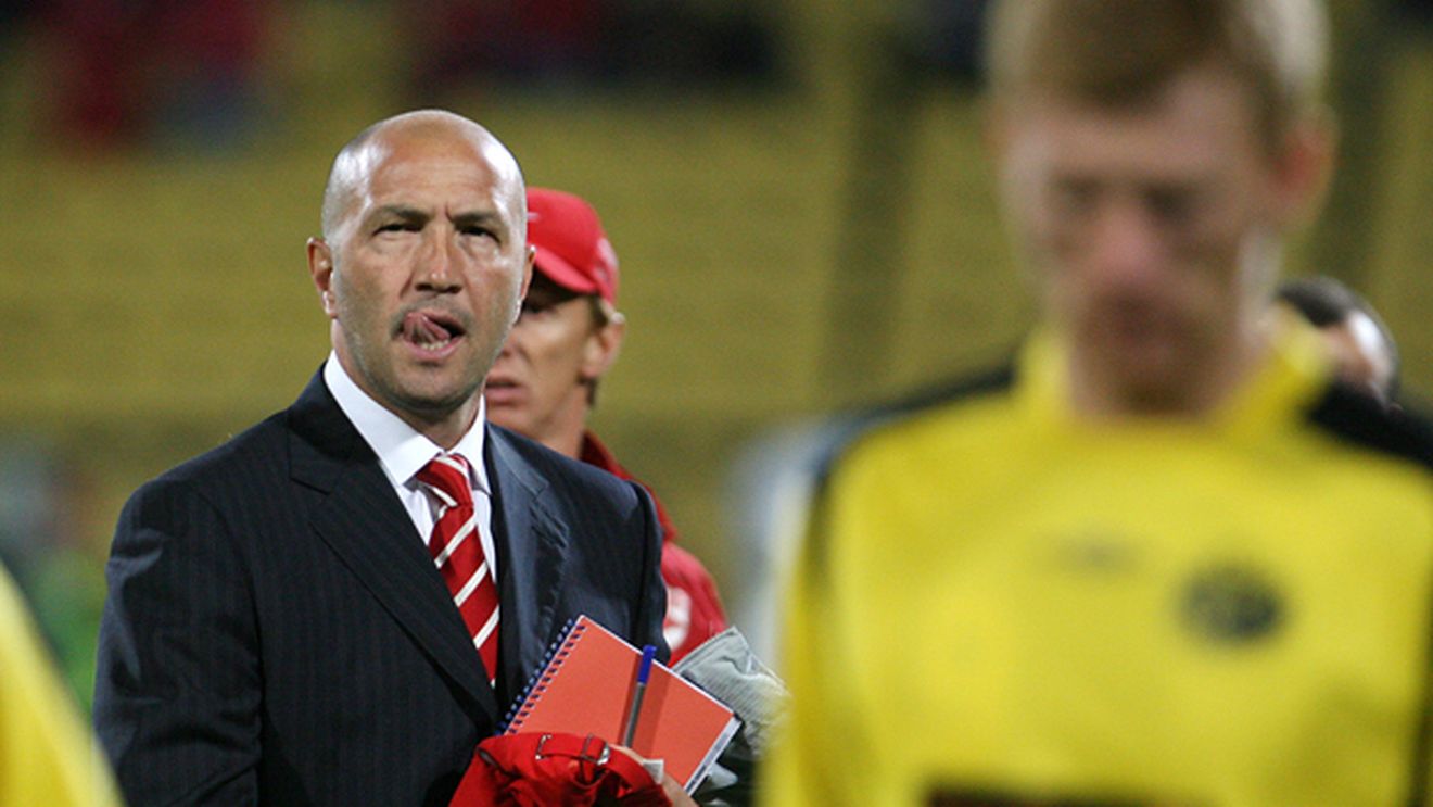 Zenga e conectat la "derby de România"!** "La Steaua e confuzie, Dinamo îi are pe Dănciulescu și Moți"