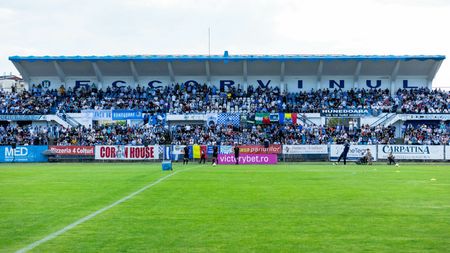 Reacția Corvinului după atacul asupra sa, a Hunedoarei și a suporterilor săi din partea președintelui executiv al FC Voluntari. Acțiunile prin care vrea să-l pună la respect