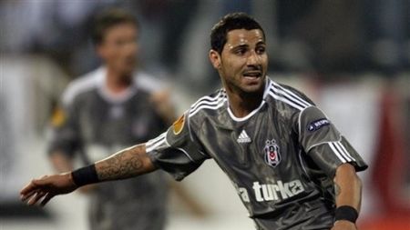 "Vacanță-horror" pentru Quaresma! ** Starul lui Beșiktaș a fost jefuit de trei indivizi care l-au amenințat cu PISTOLUL