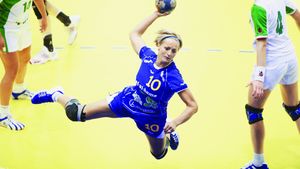 Oltchim a cucerit primul trofeu al sezonului!** Campioana României a câștigat Supercupa