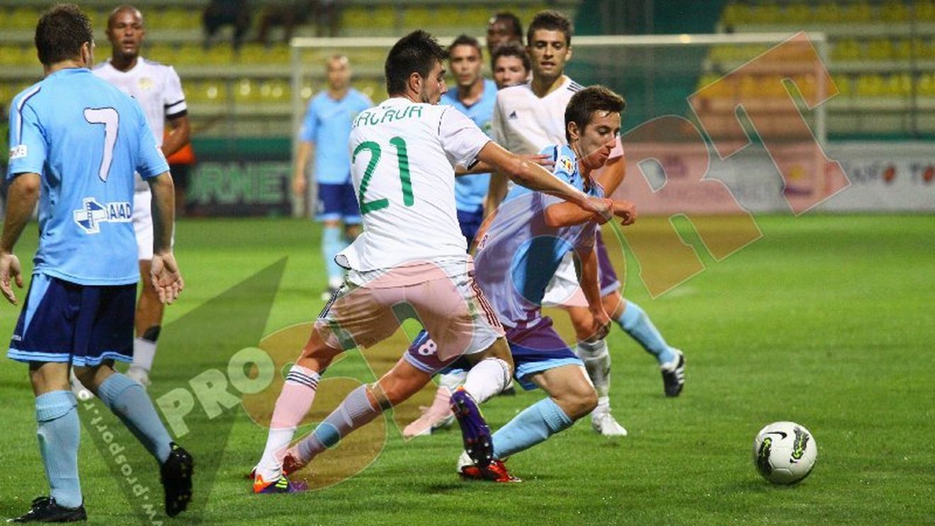 Hizo nu disperă după jucători:** "Vom juca cu cei pe care îi avem, nu sunt un plângăcios"