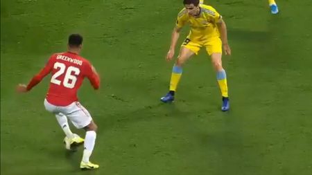 "I-au încheiat cariera!". Cum a fost driblat Dorin Rotariu, pe Old Trafford, de puștiul din atacul lui Manchester United | VIDEO