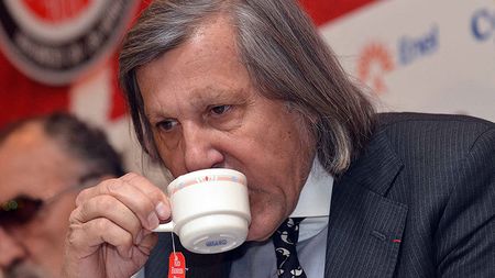 Ilie Năstase, la capătul răbdării: "Mâine fac denunț la DNA! Nu se poate! Mai stăm câțiva ani și dărâmăm Național Arena, că e prea vechi!" VIDEO EXCLUSIV