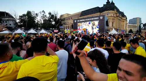 A început nebunia la București, după calificarea istorică a României în optimile de finală ale EURO! Suporterii iau cu asalt Piața Universității, ca în vremurile Generației de Aur! Vezi live cele mai spectaculoase imagini