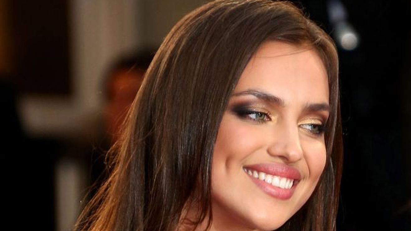FOTO: Irina Shayk, drumul de la "rățușca cea urâtă" la iubita lui CR7