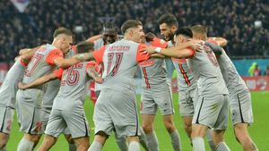 Scoțienii au decis că FCSB e Steaua. Juriul format din 4 experți a vorbit despre șansele campioanei României în meciul cu Rangers