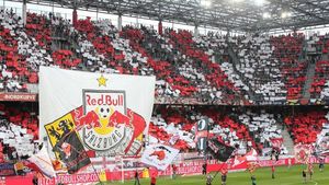 Top Pariu: 100% fotbal » Pachetul Zilei ajunge la cota 13.00 »»