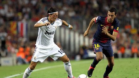 Sergio Busquets a fost suspendat două meciuri în Liga Campionilor