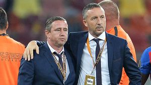 Cum a reacționat Reghecampf în momentul în care a aflat că Mihai Stoica îl vrea pe Dan Petrescu la FCSB