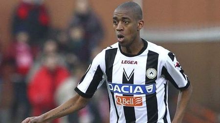 Petrolul negociază cu Udinese pentru aducerea unui fundaș stânga. Răzvan Lucescu: "Discutăm cu mai mulți jucători, nu putem da nume"