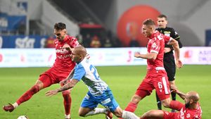 Dinamo l-a dat afară. Ce fotbalist străin a fost scos imediat de pe lista LPF de antrenorul Kopic